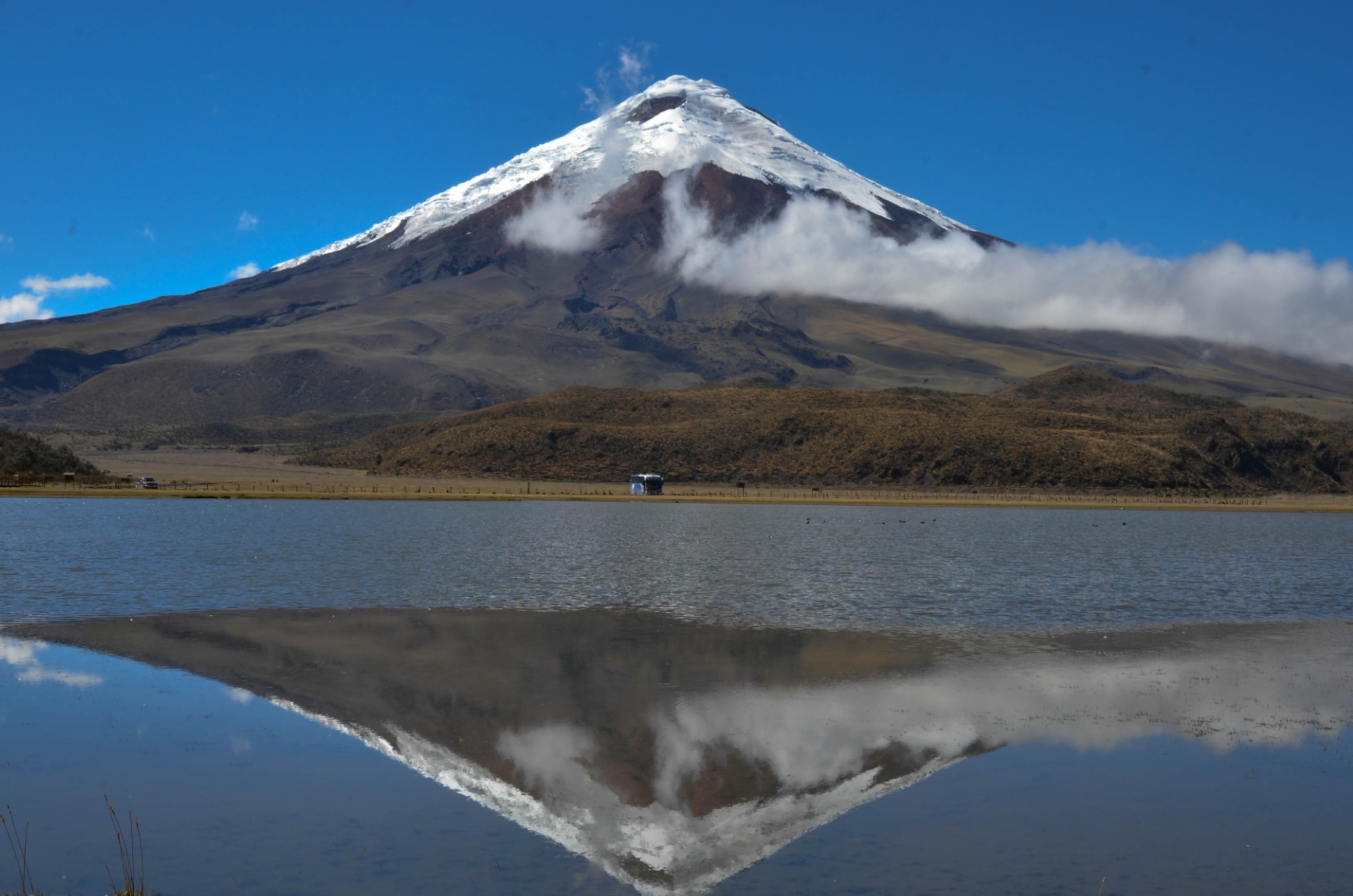 Cotopaxi volcano — Carl's original photo